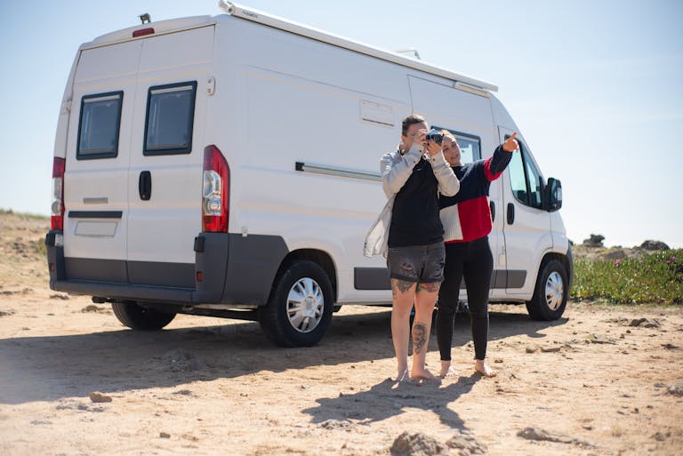 Välja fordon till campervan: så hittar du rätt basbil (komplett guide)